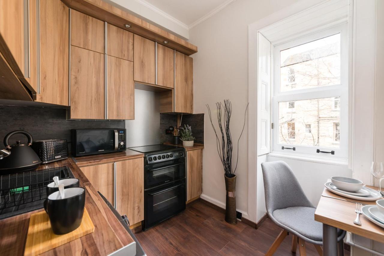 City Centre Stylish Apartment At The Meadows Park EDI Buitenkant foto